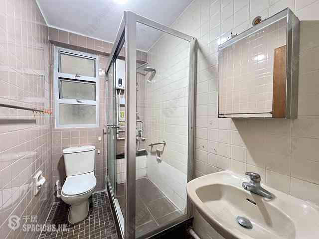 Wan Chai - Phoenix Court Block 2 04