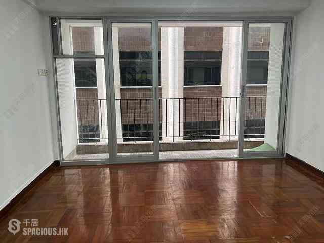 Wan Chai - Phoenix Court Block 2 05