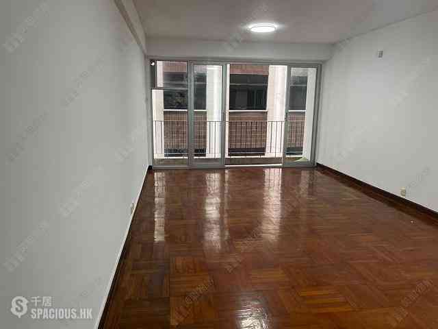 Wan Chai - Phoenix Court Block 2 06