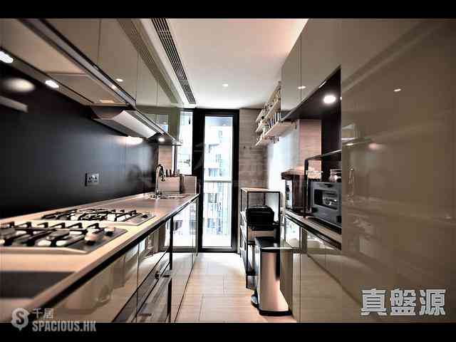 North Point - Fleur Pavilia Tower 3 06