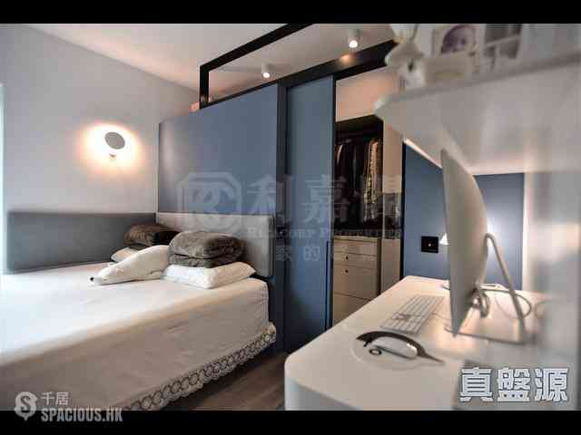 North Point - Fleur Pavilia Tower 3 08