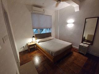 Mid Levels Central - Best View Court Block 68, Macdonnell Road 02