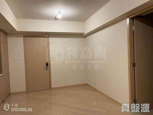Tai Po - The Regent Block 1 04