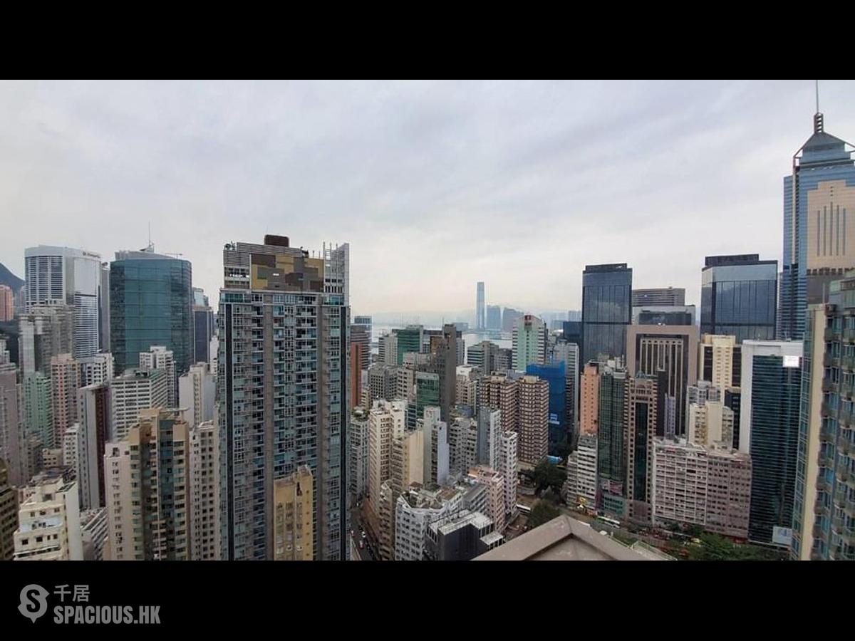 Wan Chai - The Avenue 01
