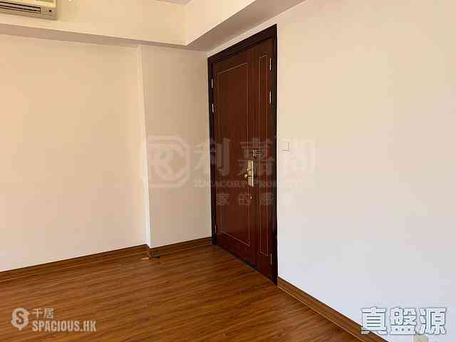Tai Wai - The Great Hill Block 2 05