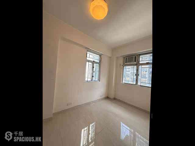 Wan Chai - Lucky House 06