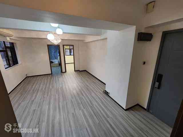 Causeway Bay - Tak Fai Building 04