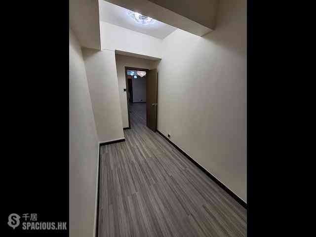 Causeway Bay - Tak Fai Building 05
