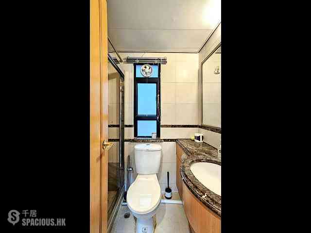 Wan Chai - Cathay Lodge 06