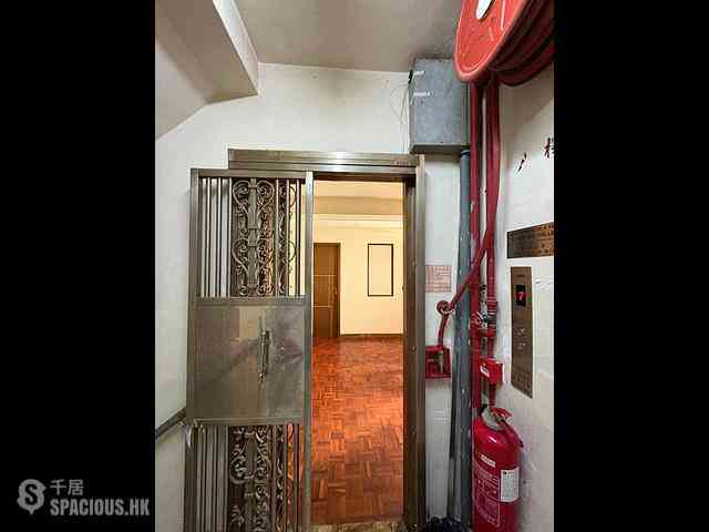 Wan Chai - Wah Yan Court 06