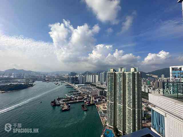 Tai Kok Tsui - The Long Beach 02