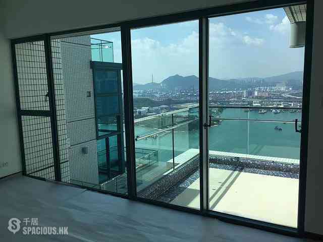 Tai Kok Tsui - The Long Beach 06