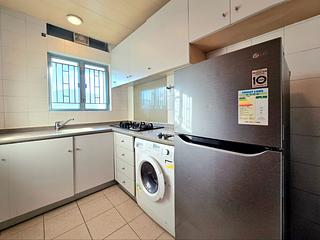 Tung Chung - Seaview Crescent 09