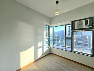 Tung Chung - Seaview Crescent 11