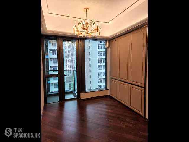 Cheung Sha Wan - The Vertex West Wing 01