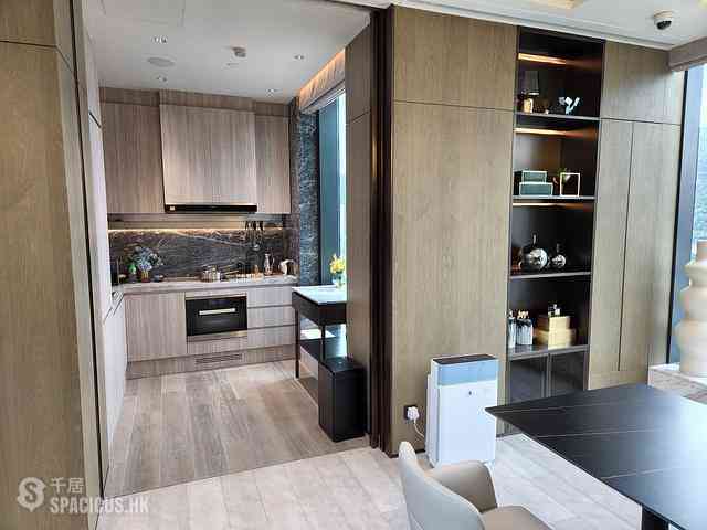 Cheung Sha Wan - The Vertex West Wing 11