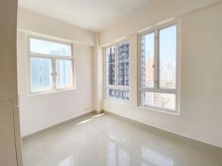 Sai Wan Ho - Lee Ga Building 03