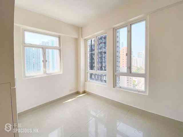 Sai Wan Ho - Lee Ga Building 03