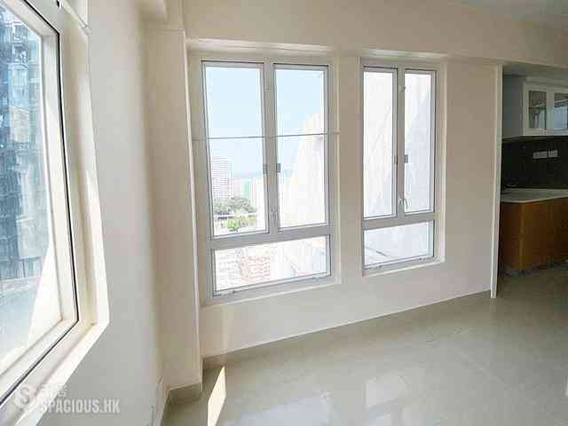 Sai Wan Ho - Lee Ga Building 04