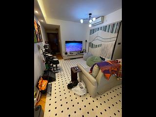 West Kowloon - Sorrento Phase 1 Block 6 02