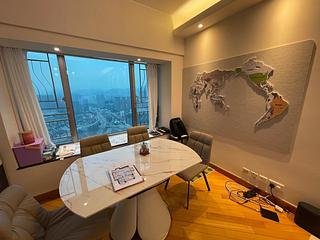 West Kowloon - Sorrento Phase 1 Block 6 04