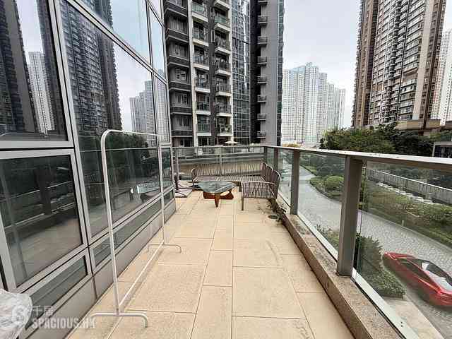 Tung Chung - Century Link Phase 1 Tower 3B 01