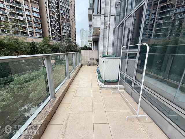 Tung Chung - Century Link Phase 1 Tower 3B 03