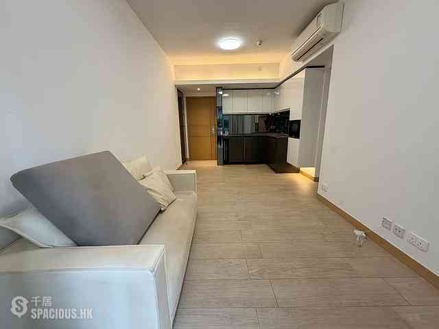 Tung Chung - Century Link Phase 1 Tower 3B 04