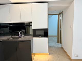 Tung Chung - Century Link Phase 1 Tower 3B 06