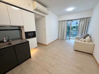 Tung Chung - Century Link Phase 1 Tower 3B 08