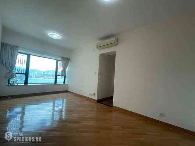 Fortress Hill - Le Sommet Block 2 06
