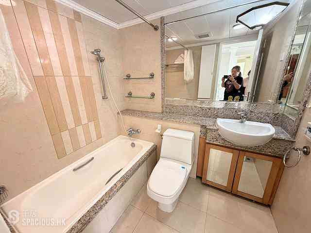 Tung Chung - Caribbean Coast Phase 2 Albany Cove 09