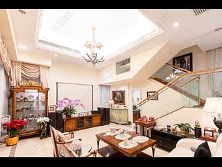 The Peak - Sunshine Villa 05