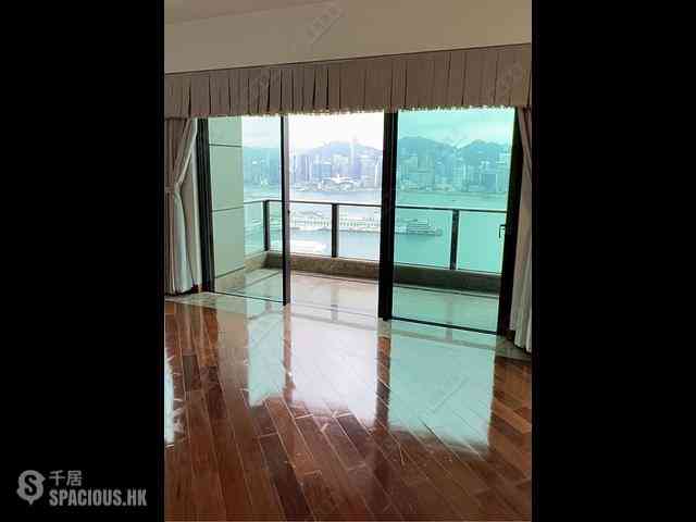 West Kowloon - The Arch Sky Tower (Block 1) 05