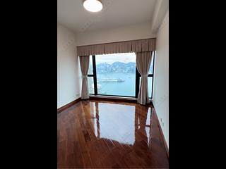 West Kowloon - The Arch Sky Tower (Block 1) 06