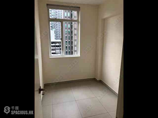 Wan Chai - Hay Wah Building Block A 04