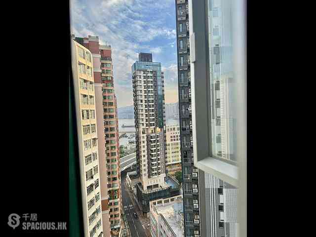 Shau Kei Wan - The Eastborne 04