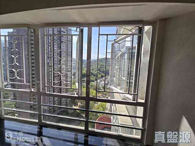 Tai Po - Uptown Plaza Block 1 12