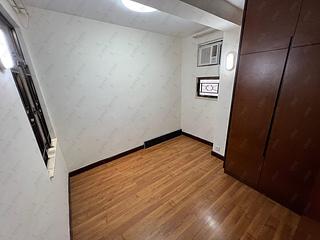 Wan Chai - Phoenix Court Block 1 08