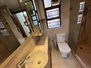 Wan Chai - Phoenix Court Block 1 09
