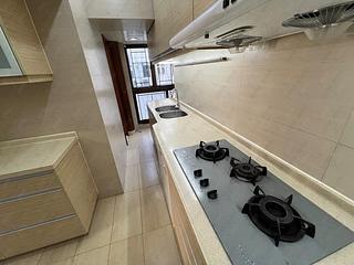 Wan Chai - Phoenix Court Block 1 19
