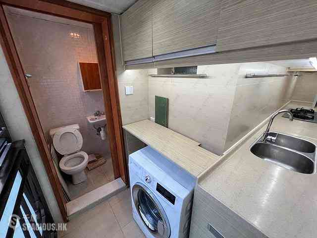 Wan Chai - Phoenix Court Block 1 18