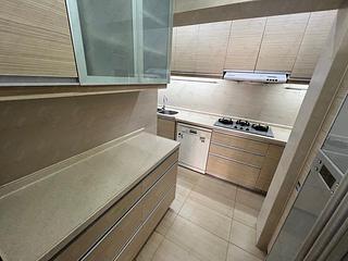 Wan Chai - Phoenix Court Block 1 20