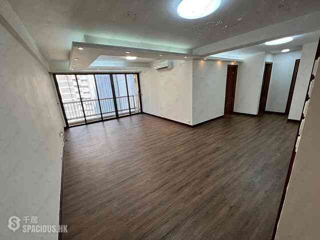 Wan Chai - Phoenix Court Block 1 28