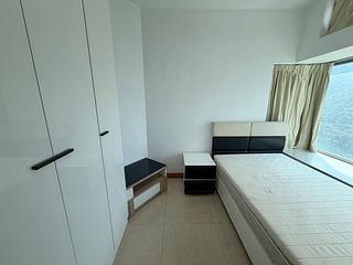 Tung Chung - Coastal Skyline Phase 3 La Rossa 12