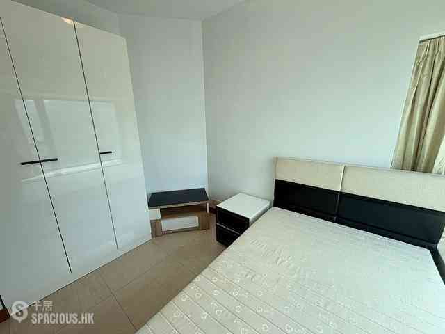 Tung Chung - Coastal Skyline Phase 3 La Rossa 14