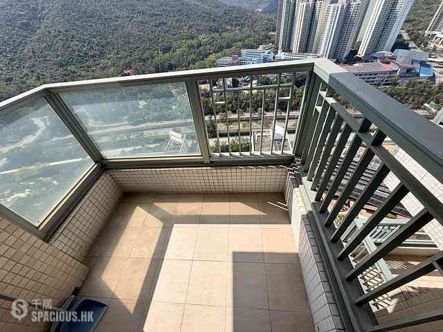 Tung Chung - Coastal Skyline Phase 3 La Rossa 16