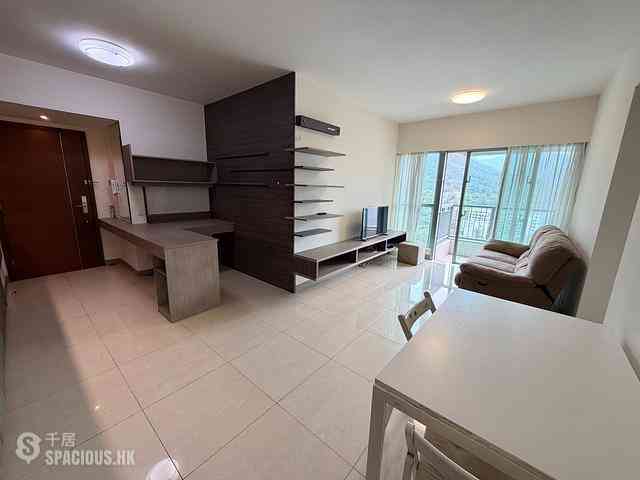 Tung Chung - Coastal Skyline Phase 3 La Rossa 04