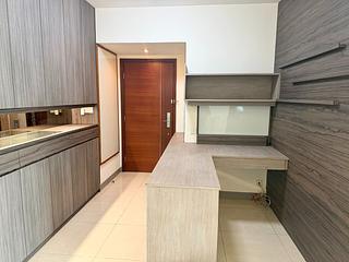 Tung Chung - Coastal Skyline Phase 3 La Rossa 07