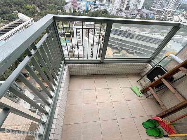 Tung Chung - Coastal Skyline Phase 3 La Rossa 08